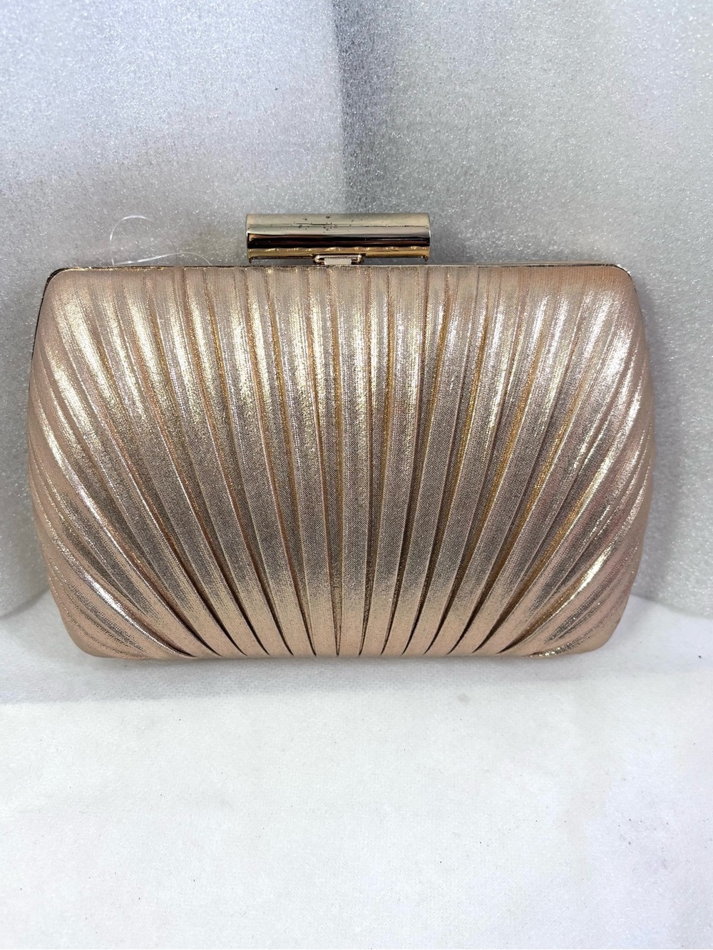 Lenore By La Regale Women’s Shimmer Metallic Peacock Pleated Chain Clutch. Gold.